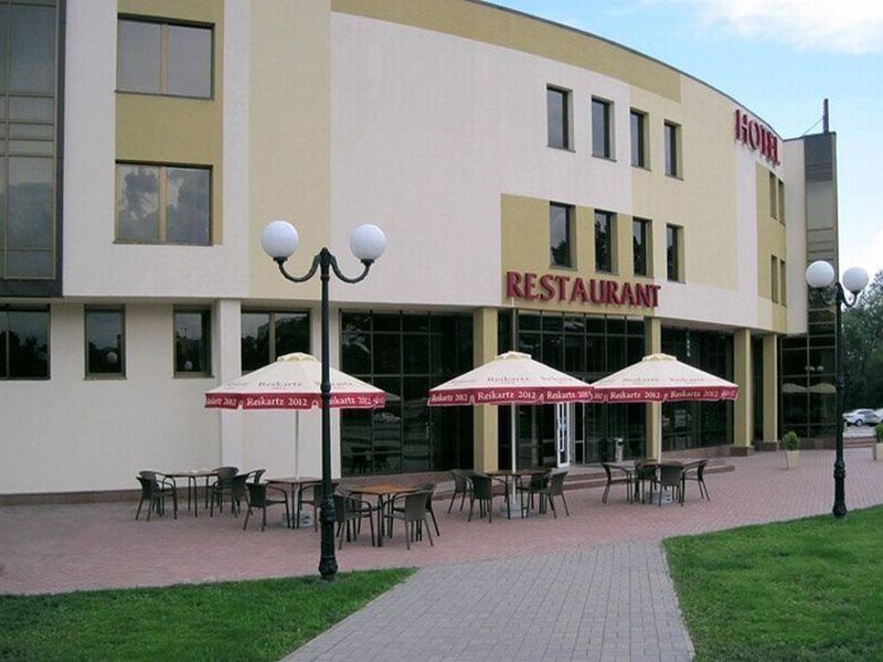 Optima Zaporizhia Hotel Exterior photo
